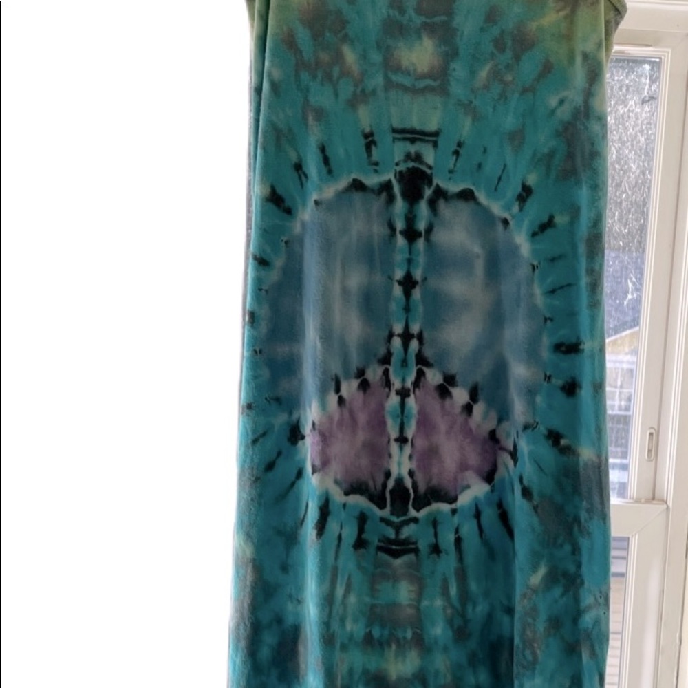 ☮️Hardly worn Tie dye dress☮️